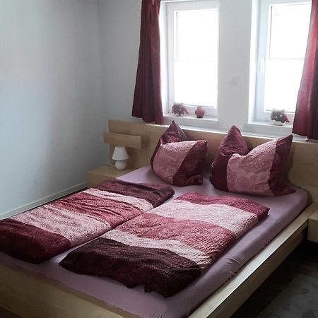Ferienwohnung 85 , Gersfeld Rhoen , Ortsmitte , Frisch Saniert , Gaestehaus Mierdel Esterno foto